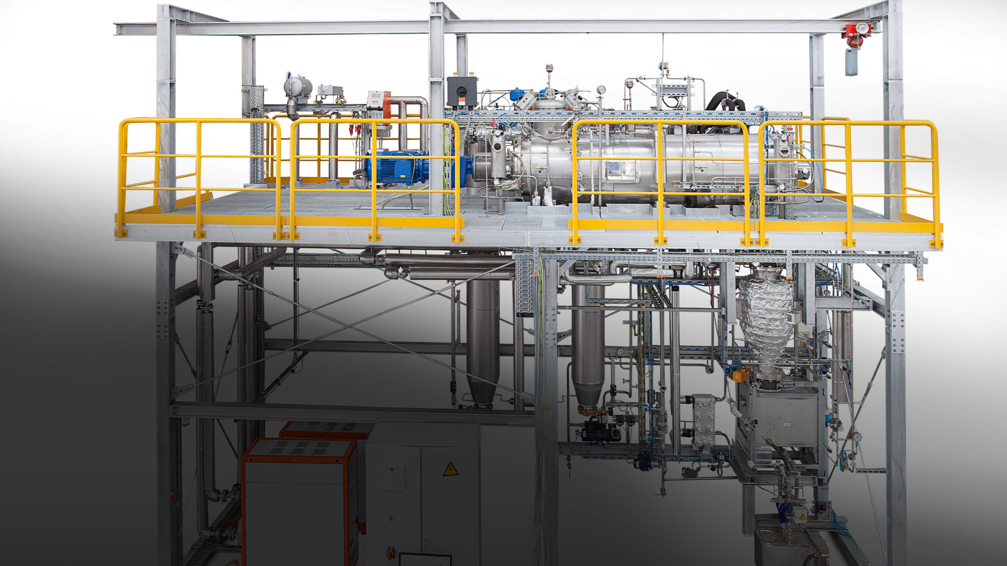 Anlagenfoto einer industriellen Anlage mit Dünnschichttrockner